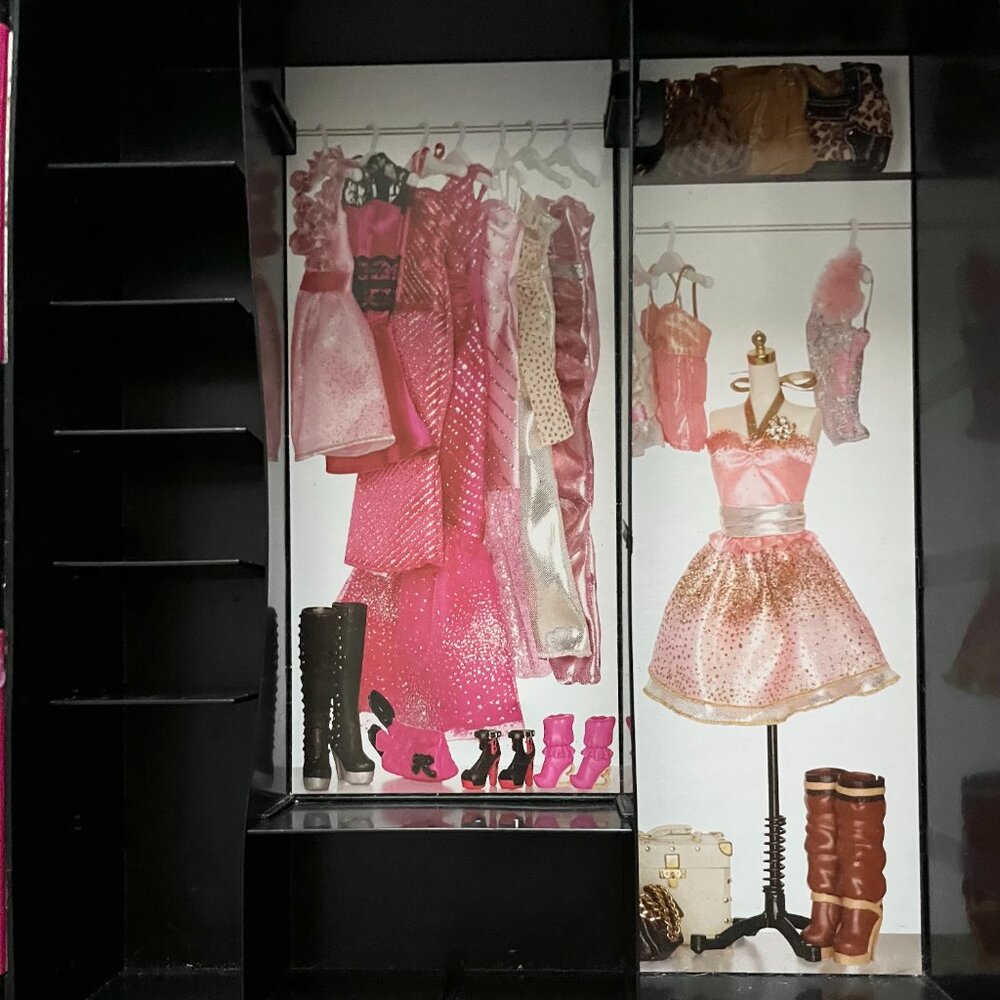 Barbie Closet/Wardrobe Doll Storage 2011/NWT Barbie Hot/Cold Insulated Tumbler - Picture 4 of 14